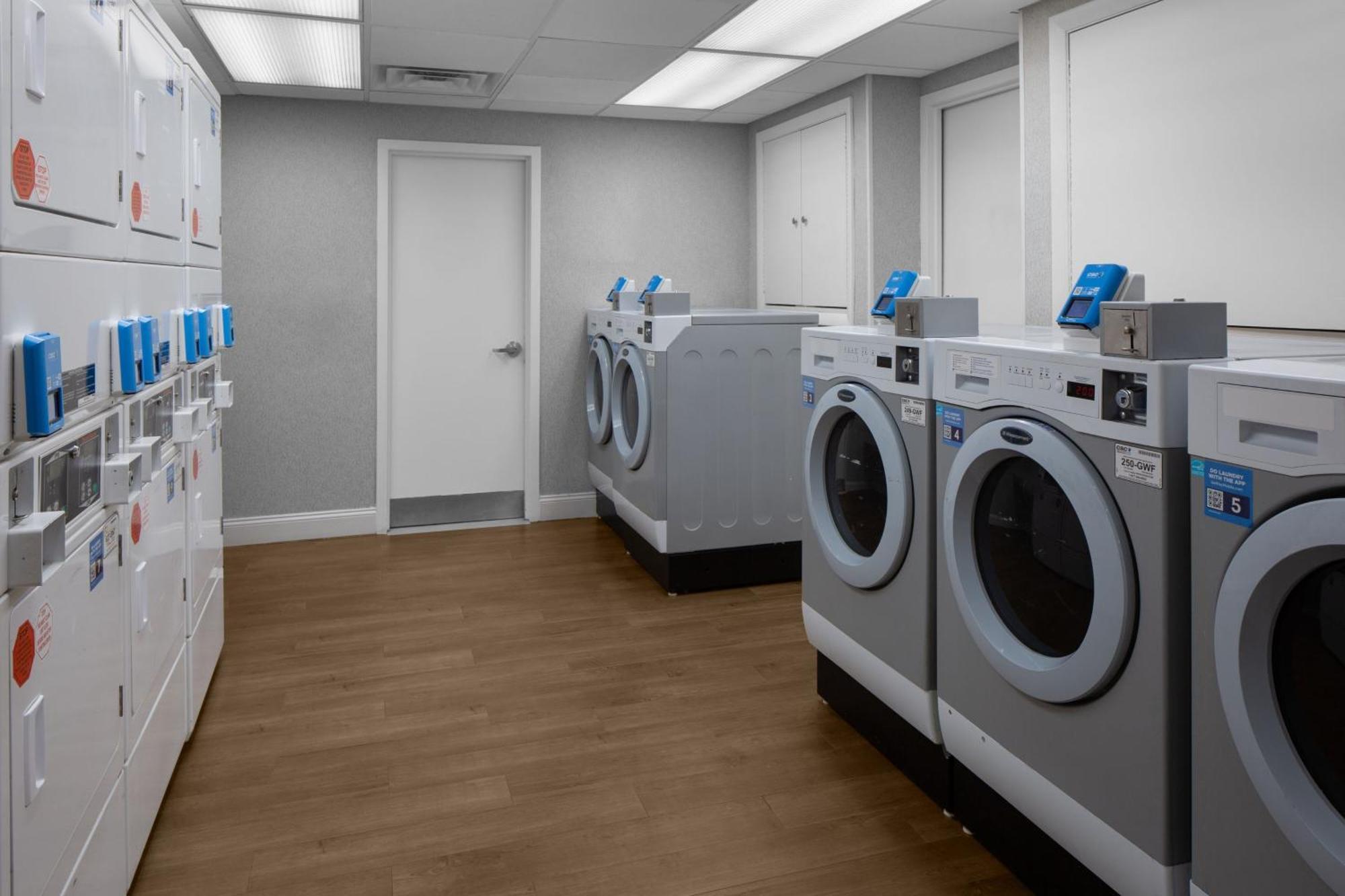 Residence Inn White Plains Westchester County Екстериор снимка