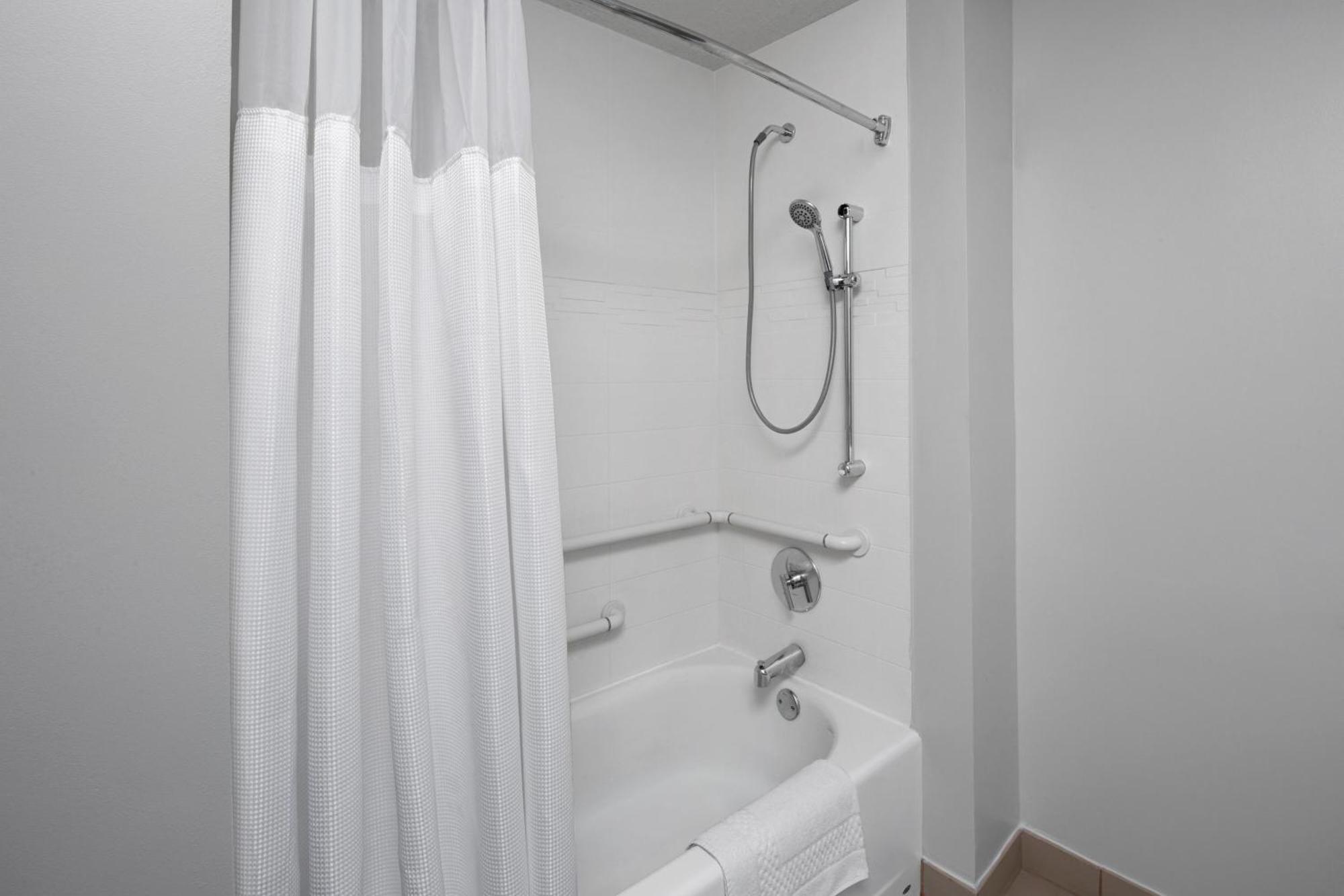 Residence Inn White Plains Westchester County Екстериор снимка